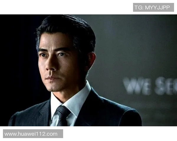 足球最帅球星柯林斯赛场英姿展现迷人风采与无限魅力